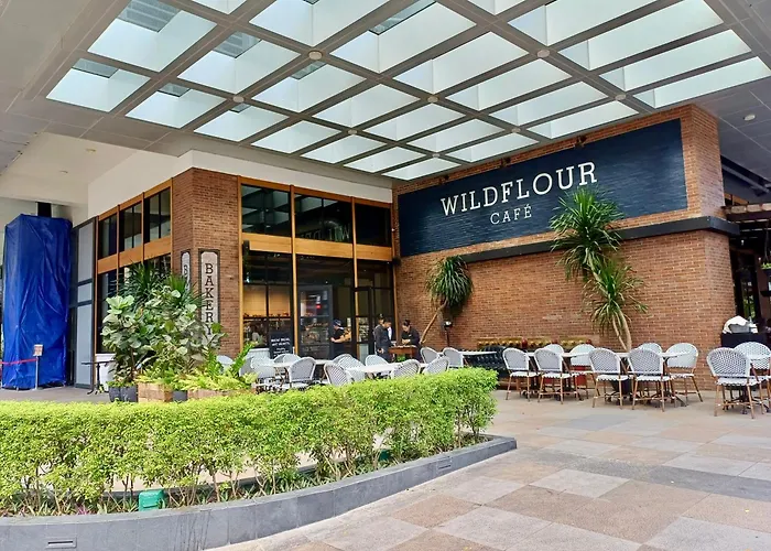 Free Welcome Breakfast, Bgc 1br, 300mbps Fiber, Steps To Mitsukoshi & Uptown, 12q アパート マニラ市