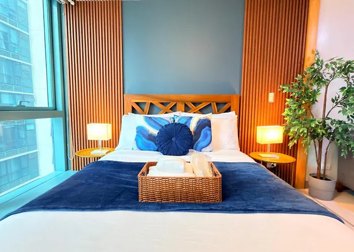 Free Welcome Breakfast, Bgc 1br, 300mbps Fiber, Steps To Mitsukoshi & Uptown, 12q アパート