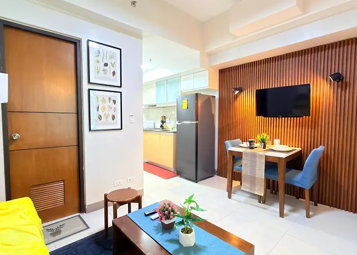 Free Welcome Breakfast, Bgc 1br, 300mbps Fiber, Steps To Mitsukoshi & Uptown, 12q アパート *